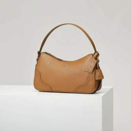 Picture of Prada Handbags _SKUfw221244695fw